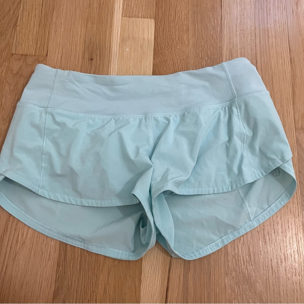 Lululemon Speed Up Shorts 2.5in Size 4